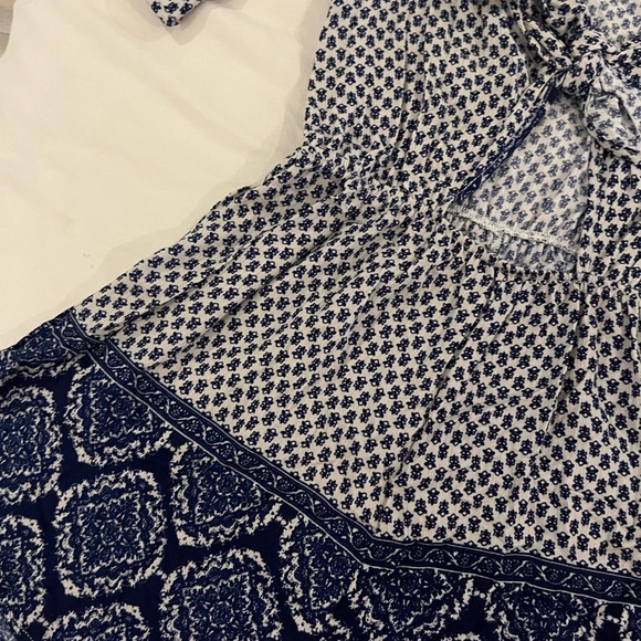 Kendall & Kylie Romper - Picture 3 of 6